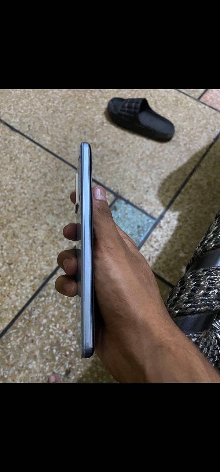 what's app pr message kr sakta or sim pr call b 2