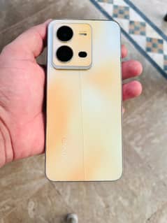 vivo v25e 8/128 with full box