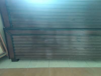 King Size Modern Design Low Bed