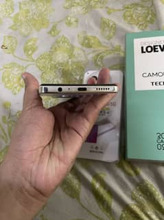 Tecno Camon 30