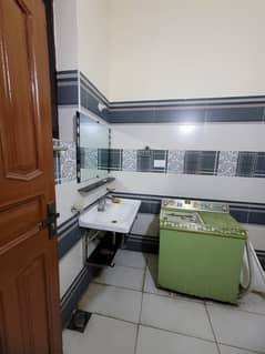 10 MARLA 3 BEDS UPPER