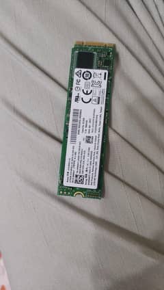 512GB SSD storage M. 2