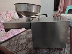 Cold Oil Press Machine