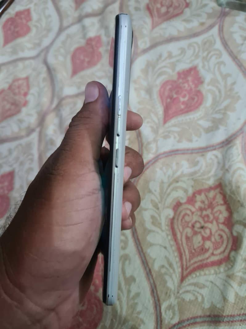 TECNO SPARK 8C 4/64 WITH BOX NOT OPEN 5