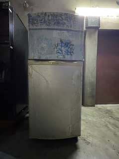 Dawlance refrigrator