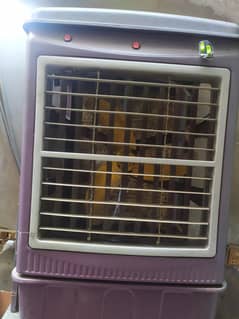 Dc cooler with supply