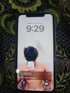 10/10 phone good condition and good price
