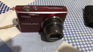 Nikon coolpix digital camera 14.5 megapixel
