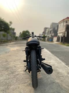 Honda 125/2019/cafe racer