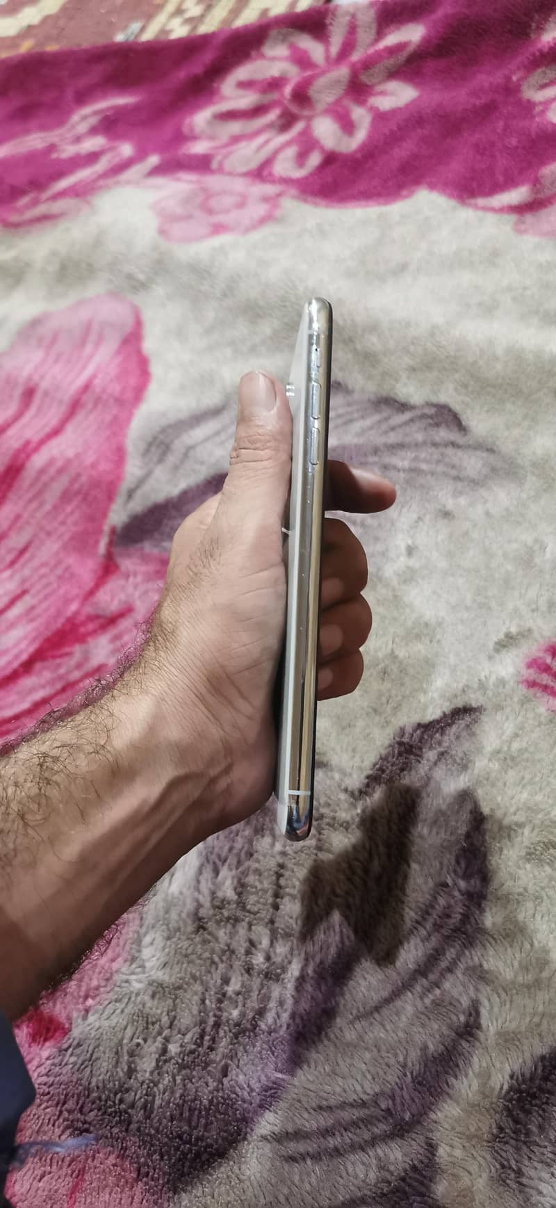 iPhone xs max 256 gb pta approve read add plz 5