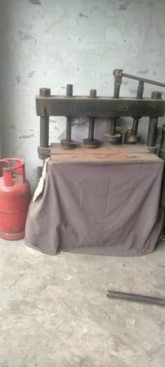 rubber hand molding tanki