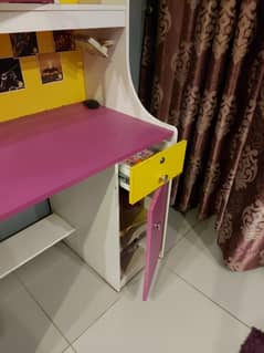 study table/desk