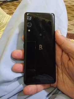 rakuten hand5g 128 gb room 6gb ram non pta double esim hai
