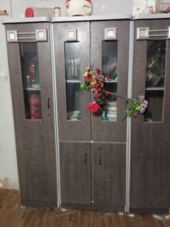 divider or almari