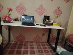 simple table