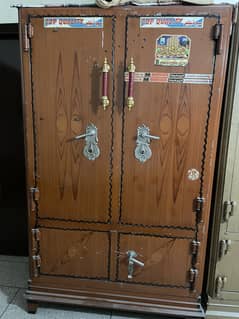 Iron Almari/ wardrobe. . . Lohay ki Almari