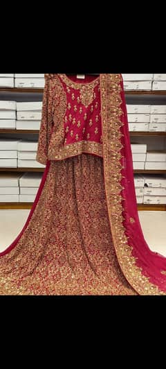 Bridal Lehnga/ Wedding Dress with Jewellery for Sale