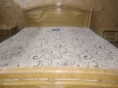 Bed(with