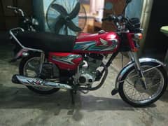 united 125