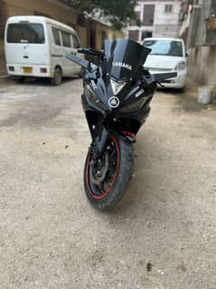 Yamaha R 3 replica 400cc