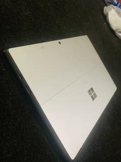 Core i5-7Th genertation surface pro 5