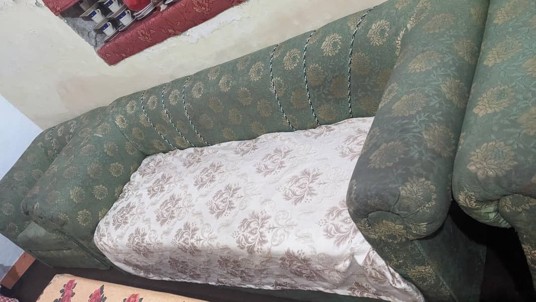 sofa set with table 1