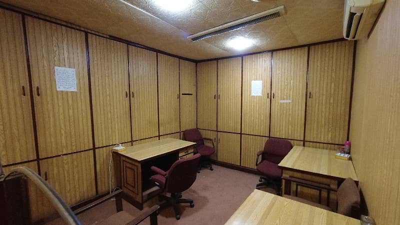 Get In Touch Now To Buy A Prime Location Office In Gulshan-e-Iqbal - Block 14 6