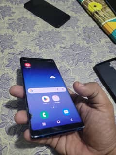 SAMSUNG GALAXY NOTE 8