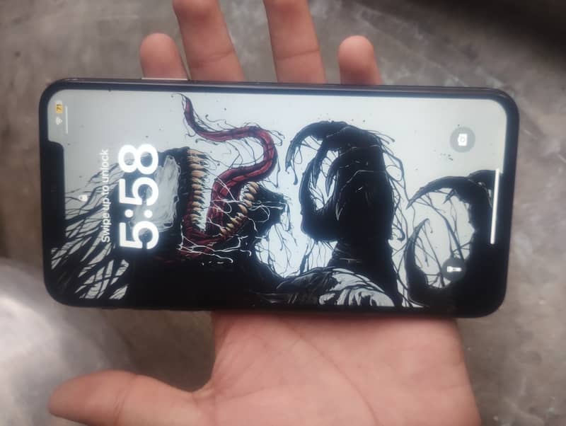 Iphone XS Max Lush Condition Factory Unlock 1