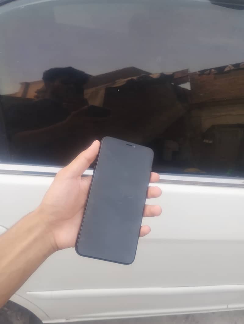 Iphone XS Max Lush Condition Factory Unlock 3