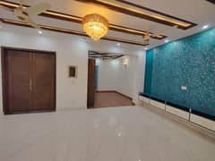 10 Marla Beautiful Lower Portion Available For Rent