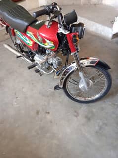 Honda CD70 for Sale.