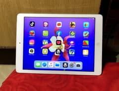 Apple iPad Air 1 Excellent Condition 10/10