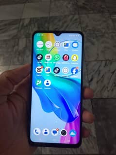 Vivo y 03