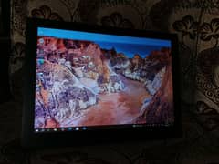 Lenovo i5 7th gen 8gb ram 4k touch and type laptop