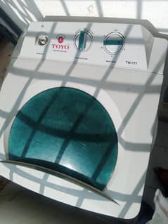 Toyo Washing machine TW-777