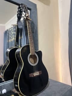 Acoustic Guitar for Sale - Perfect for beginners