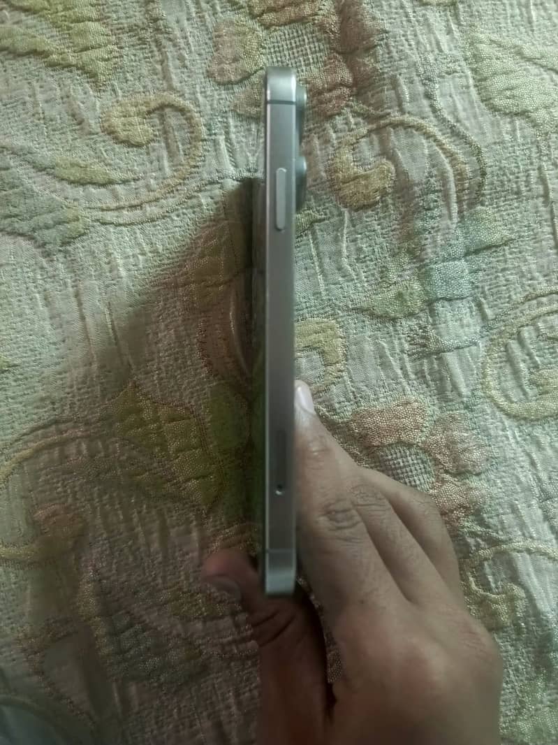 iPhone XR (converted) non PTA jv 3