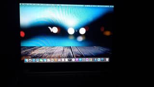 MACBOOK