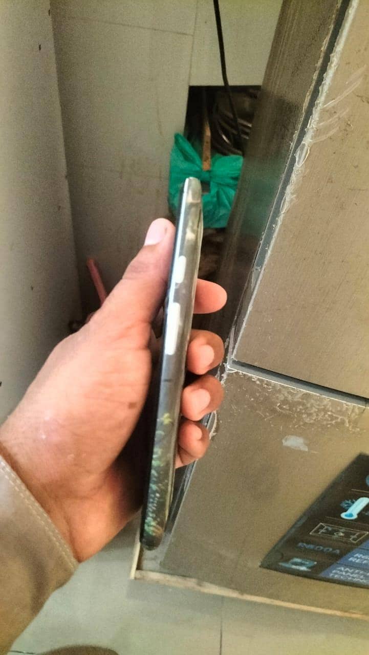 All ok condition 10/9 only sim not working 4