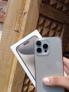 I phone 15 pro max jv 10. by 10 fone ha