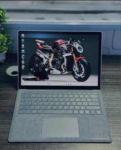 MicrSoft Surface Gen 1 core i7 7th Gen Intel Iris Graphics Touch Pane