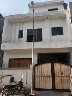 Hot Location House For Sale in 90 lacs Only