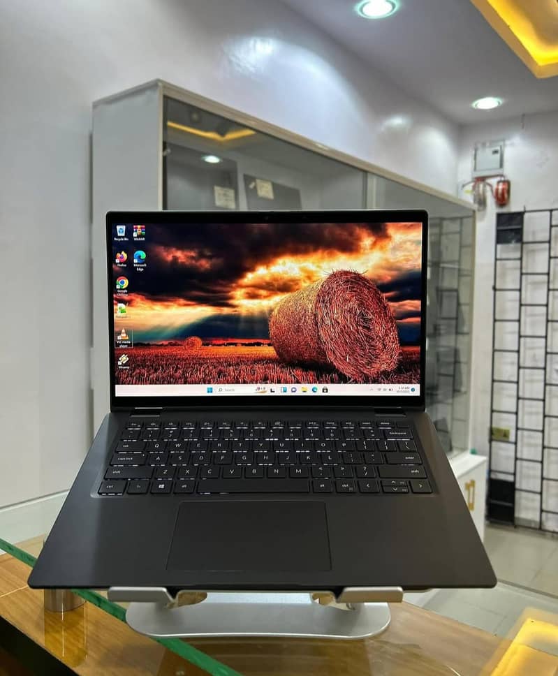 Dell Latitude 7410 core i5 10th Gen Touch X360 . . . . IPS Display 2