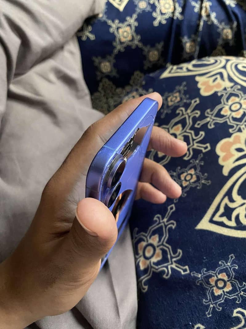 Iphone Xr converted into 16 4