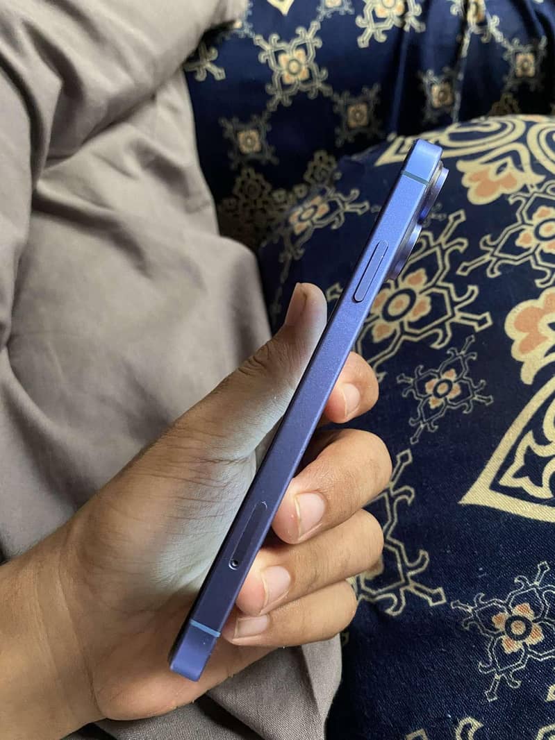 Iphone Xr converted into 16 5