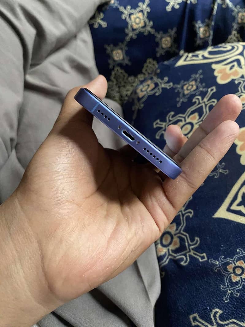 Iphone Xr converted into 16 7