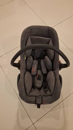Tinnies - Baby Carry Cot & Car Seat