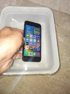 iPhone 8 non pta water pack 64gb call me 0304.470.  6903