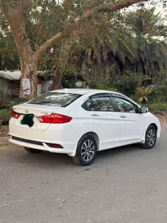 Honda city1.5 aspire full option